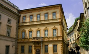 La facciata della casa del Manzoni a Milano